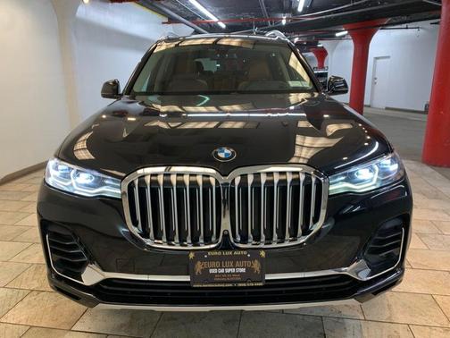 2019 BMW X7 xDrive40i