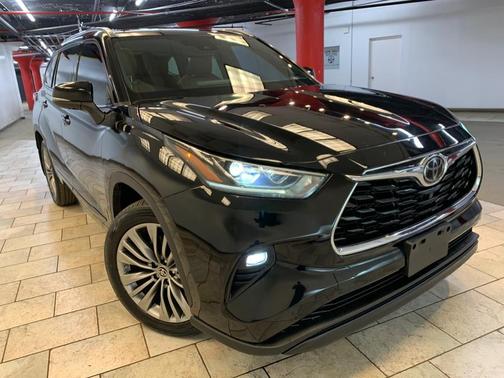 2021 Toyota Highlander Platinum