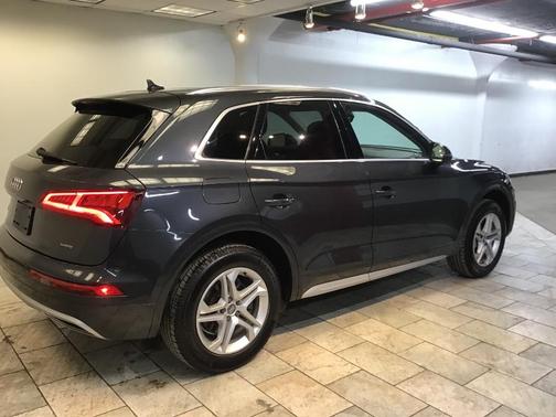 2019 Audi Q5 45 Premium