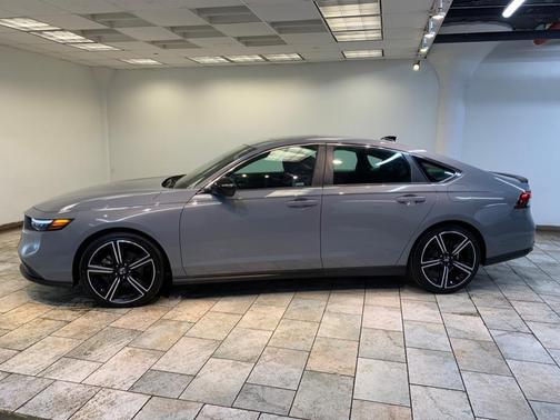 Urban Gray Pearl 2023 Honda Accord Hybrid Sport