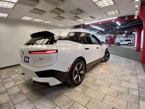 2023 BMW iX xDrive50