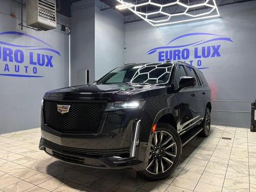 2023 Cadillac Escalade Sport