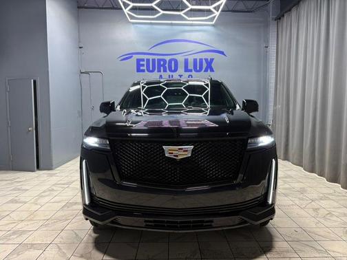 2023 Cadillac Escalade Sport