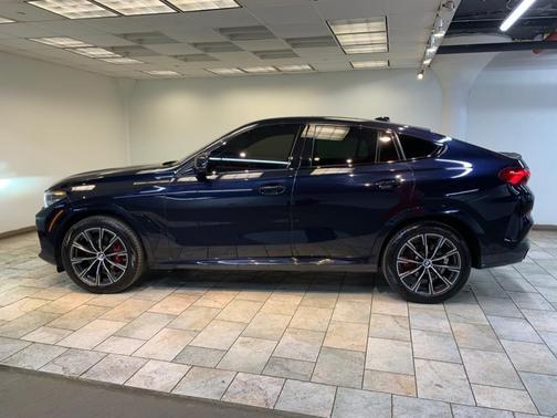 2022 BMW X6 xDrive40i