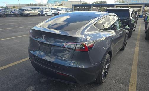 2022 Tesla Model Y Performance Dual Motor All-Wheel Drive