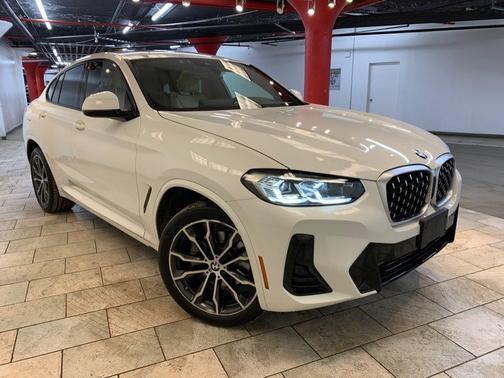 2023 BMW X4 xDrive30i
