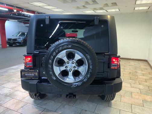 2017 Jeep Wrangler Unlimited Sahara