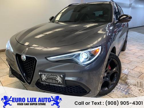 2023 Alfa Romeo Stelvio Veloce AWD
