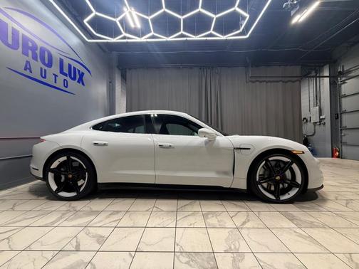 2021 Porsche Taycan 4S