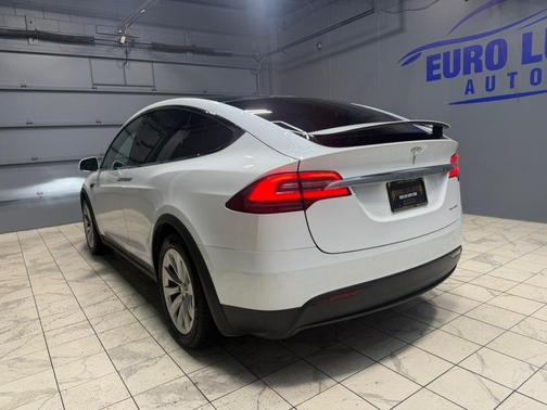 Pearl White Multi-Coat 2020 Tesla Model X Long Range Dual Motor All-Wheel Drive