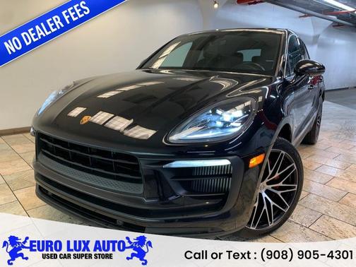 Black 2022 Porsche Macan Macan