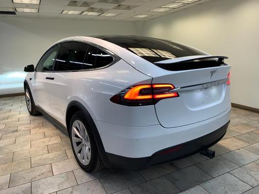 2020 Tesla Model X Long Range AWD *Ltd Avail*