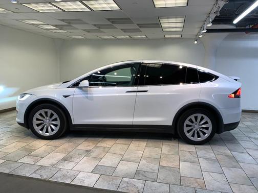 2020 Tesla Model X Long Range AWD *Ltd Avail*