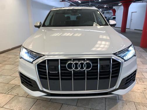 2023 Audi Q7 55 Prestige