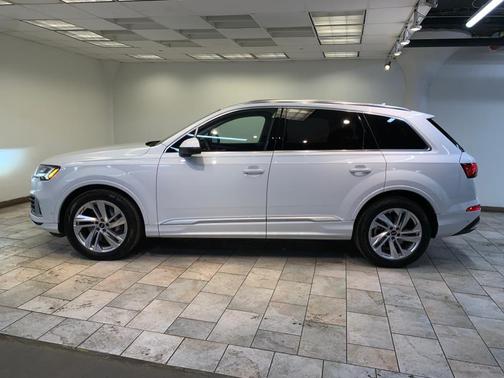 2023 Audi Q7 55 Prestige