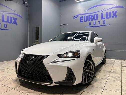 2018 Lexus IS 300 Base
