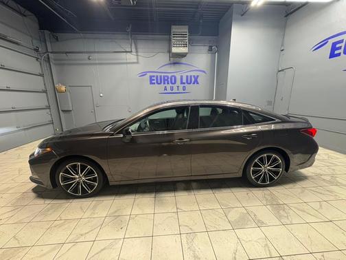 2019 Toyota Avalon Limited