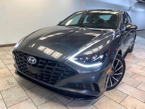 2022 Hyundai SONATA Limited