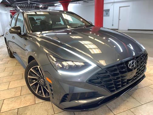 2022 Hyundai SONATA Limited