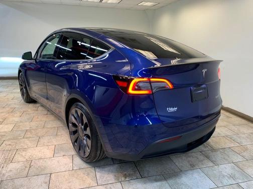 2025 Tesla Model Y Performance Dual Motor All-Wheel Drive