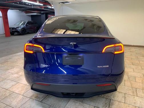2025 Tesla Model Y Performance Dual Motor All-Wheel Drive