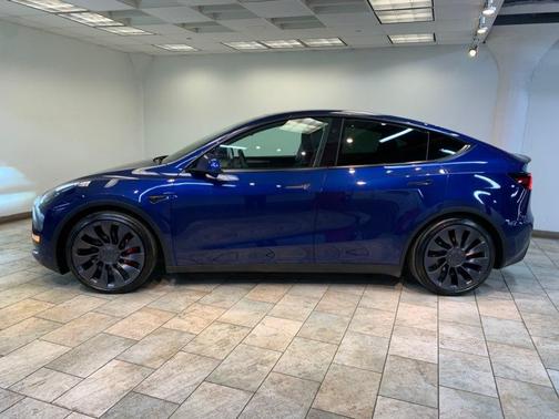 2025 Tesla Model Y Performance Dual Motor All-Wheel Drive