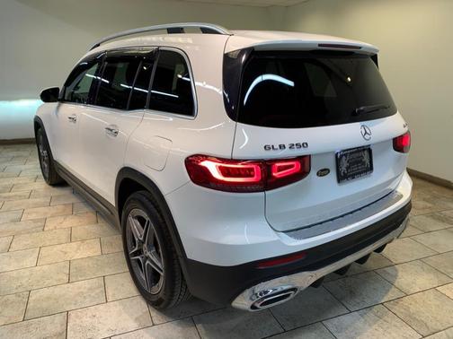 2021 Mercedes-Benz GLB 250 4MATIC