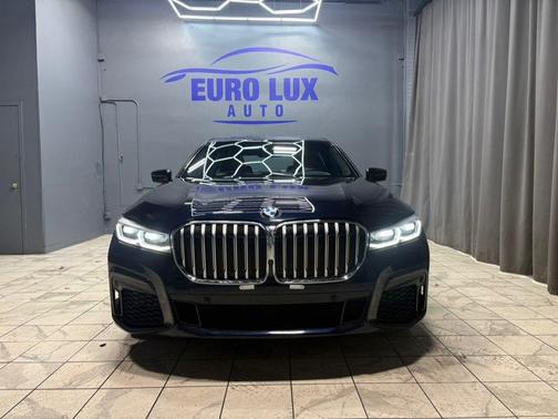 2022 BMW 750 i xDrive