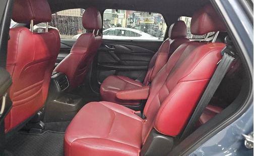2023 Mazda CX-9 Carbon Edition