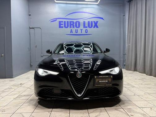 2020 Alfa Romeo Giulia Base