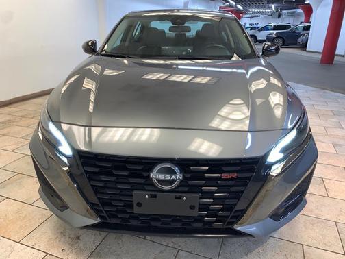 2023 Nissan Altima SR Intelligent AWD