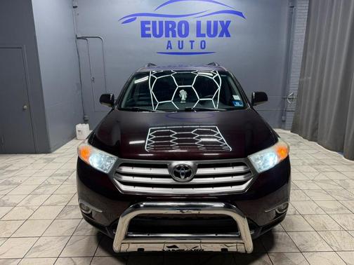 2012 Toyota Highlander SE