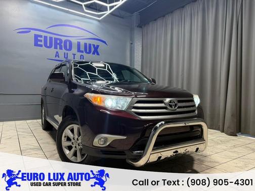 2012 Toyota Highlander SE