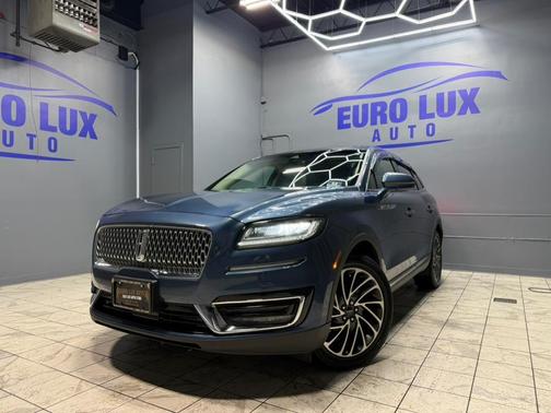 2019 Lincoln Nautilus Reserve