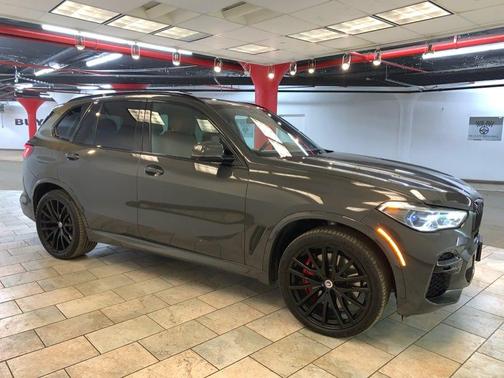 Dravit Grey Metallic 2022 BMW X5 M50i