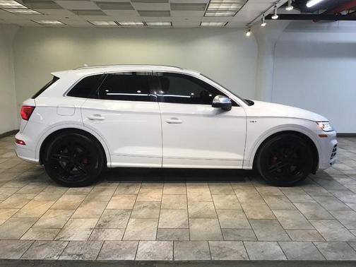 2018 Audi SQ5 3.0T Premium Plus