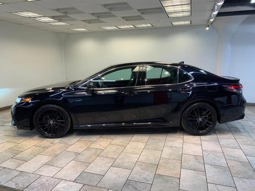 Midnight Black Metallic 2021 Toyota Camry XSE
