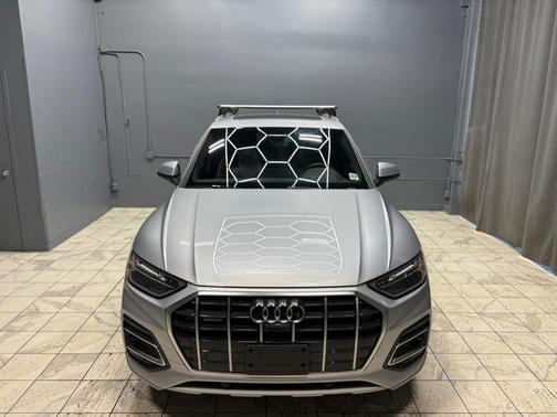 Florett Silver Metallic 2023 Audi Q5 40 Premium Plus