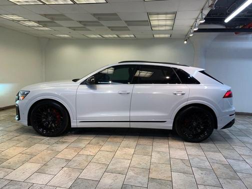 Carrara White 2024 Audi SQ8 4.0T Premium Plus