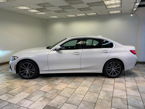 2019 BMW 330 xDrive