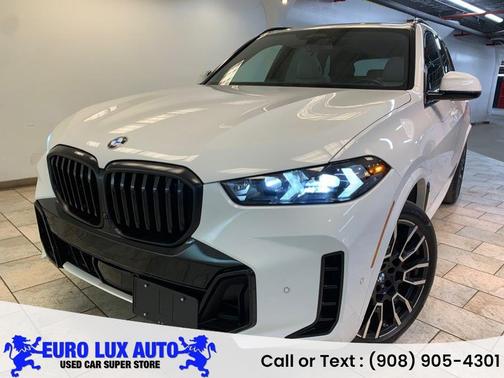 Alpine White 2024 BMW X5 xDrive40i