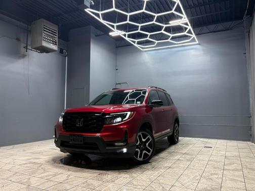Radiant Red Metallic II 2022 Honda Passport AWD Elite