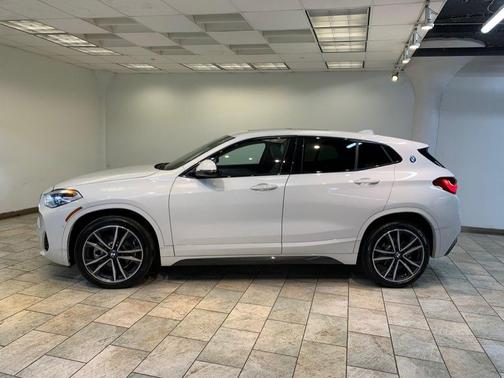 2023 BMW X2 xDrive28i