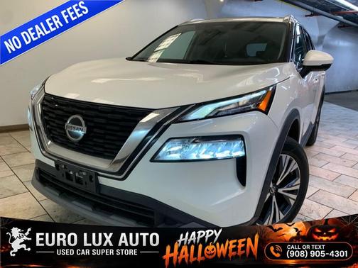 Pearl White Tricoat 2021 Nissan Rogue SV