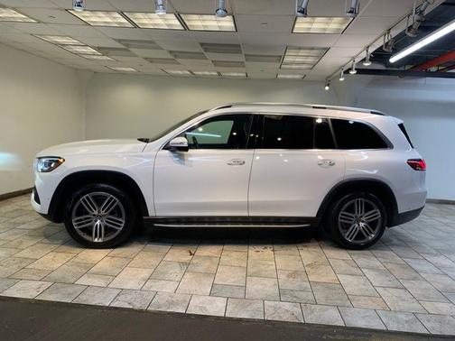 MANUFAKTUR Diamond White Bright 2022 Mercedes-Benz GLS 450 4MATIC