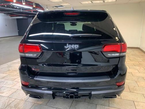 Diamond Black Crystal Pearlcoat 2020 Jeep Grand Cherokee Limited X