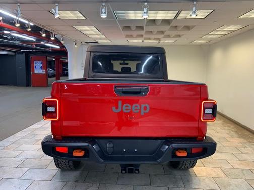 2021 Jeep Gladiator Mojave 4X4