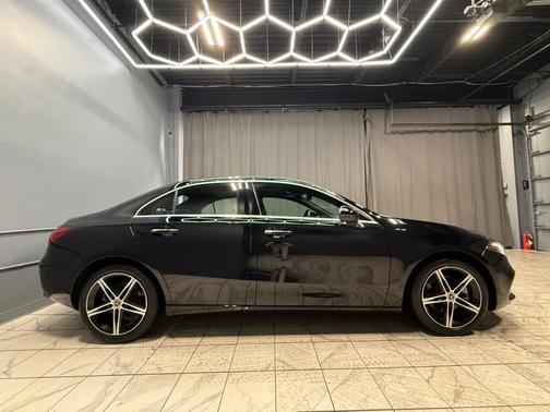 2022 Mercedes-Benz A-Class 4MATIC