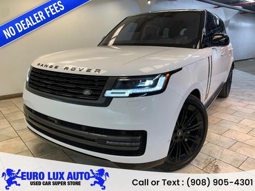 Fuji White 2023 Land Rover Range Rover P400 SE