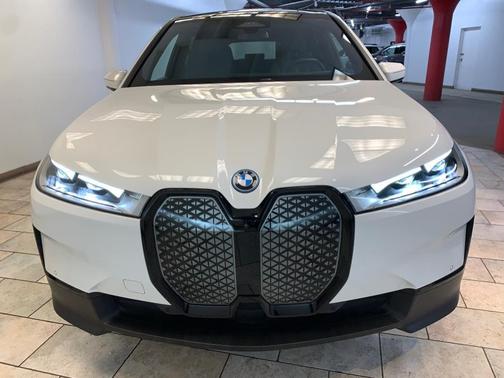 2024 BMW iX xDrive50